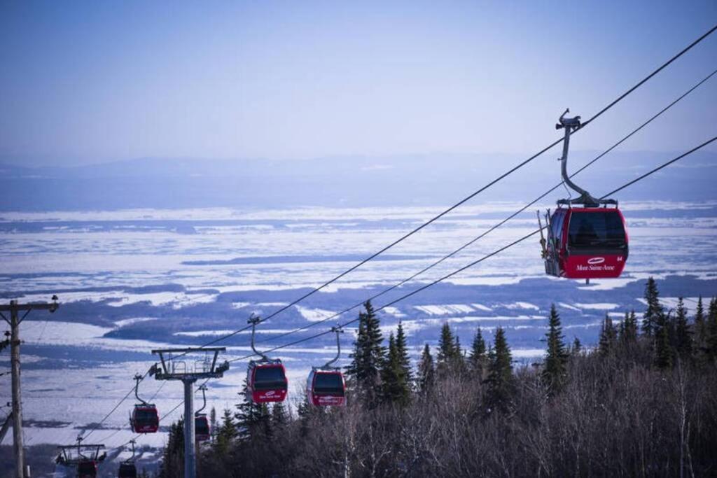 Willa L'Auberge Sainte-Anne - Ski, Spa Et Basilique Zewnętrze zdjęcie